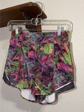 Lululemon shorts Tropical Floral Women's Shorts